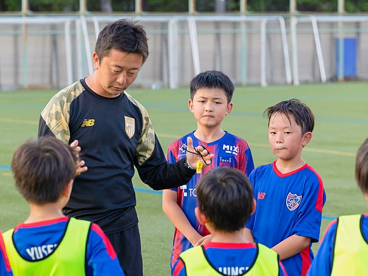 Participation in FC TOKYO Football School (U8, U10, U12)