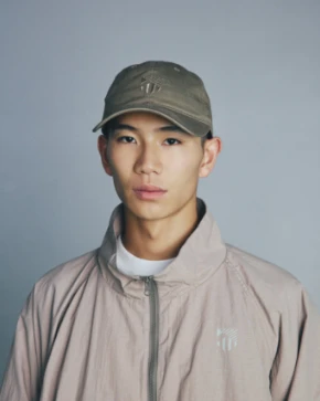 LOOKBOOK 1 - VISUAL 2